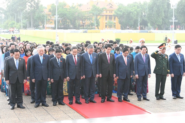 第十五届国会第十次会议隆重开幕- Ảnh 1.