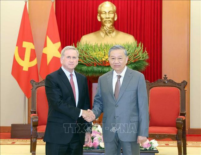 苏林总书记会见美国著名企业负责人- Ảnh 1. 苏林总书记会见美国著名企业负责人- Ảnh 1.