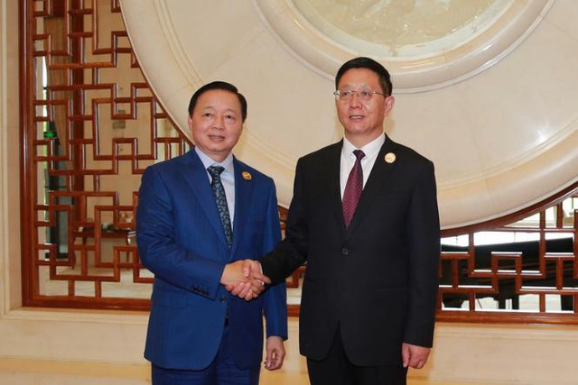 越南政府副总理陈红河会见云南省人民政府省长王予波- Ảnh 1.