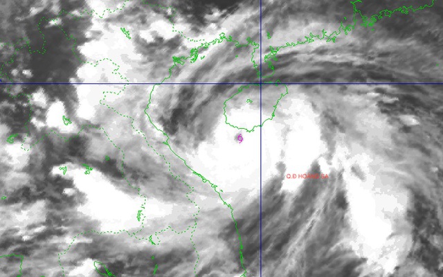 第5号台风“剑鱼”逼近 越南中部多地全面备战- Ảnh 1.
