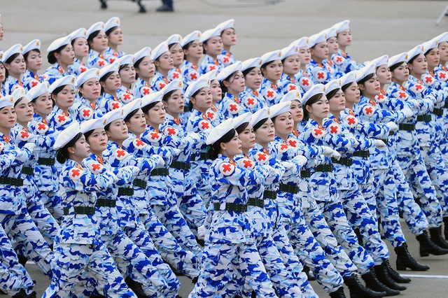 庆祝越南国庆80周年的盛大阅兵游行活动在河内举行- Ảnh 14.