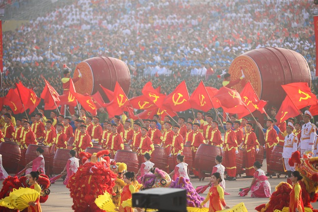 庆祝越南国庆80周年的盛大阅兵游行活动在河内举行- Ảnh 26.