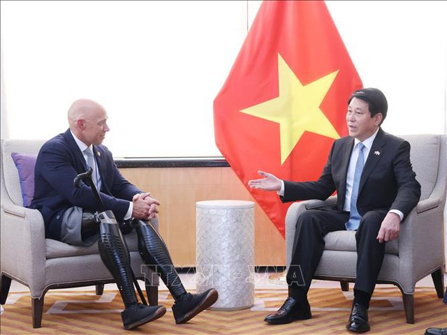 越南国家主席梁强会见美国议员- Ảnh 1.