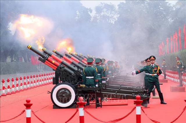 苏林总书记主持仪式 欢迎老挝人民革命党中央总书记、国家主席通伦访越- Ảnh 4.