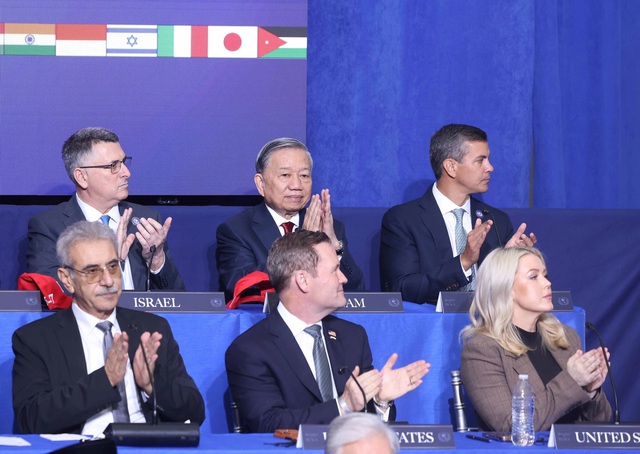 越共中央总书记苏林出席加沙和平委员会开幕会议 - Ảnh 1.