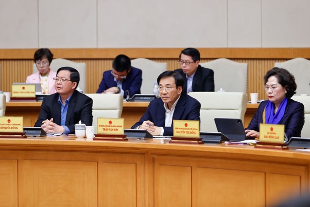 范明政总理:春节假期已过要把精力放在重要的任务上- Ảnh 7. 范明政总理:春节假期已过要把精力放在重要的任务上- Ảnh 7.