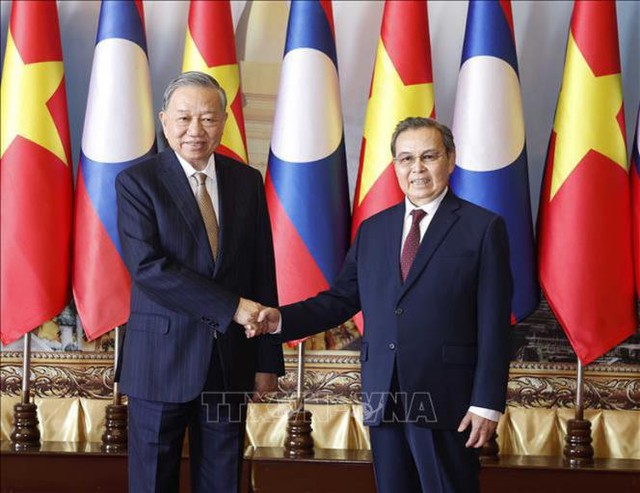 苏林总书记会见老挝国会主席赛宋蓬·丰威汉- Ảnh 1.