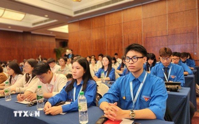 理想之光” 研学营  促越中青年交流- Ảnh 1.