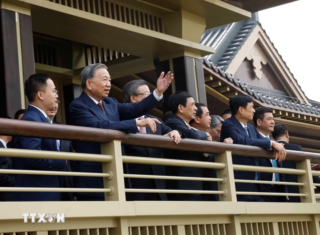 越共中央总书记、国家主席苏林参访中国河北省雄安新区- Ảnh 4.