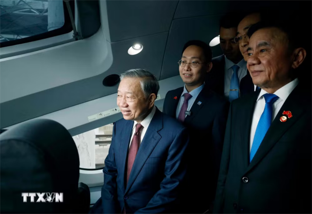 越共中央总书记、国家主席苏林参访南宁市- Ảnh 3. 越共中央总书记、国家主席苏林参访南宁市- Ảnh 3.