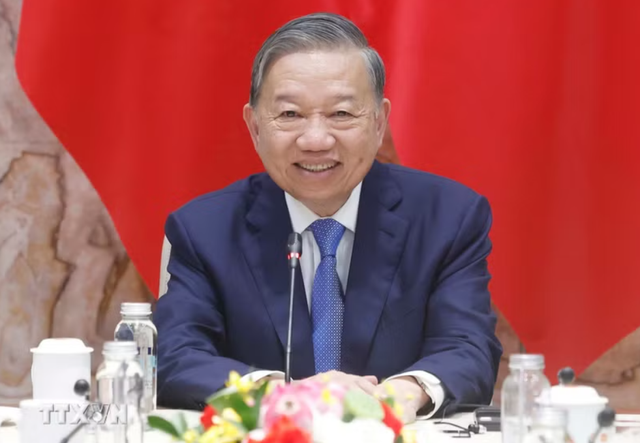 越共中央总书记、国家主席苏林与瑞士总统通电话- Ảnh 1.