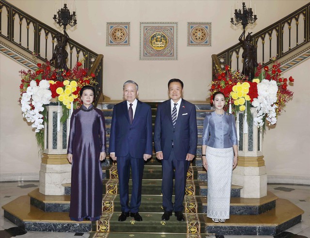 泰国总理举行隆重仪式欢迎越共中央总书记、国家主席苏林访泰- Ảnh 4.