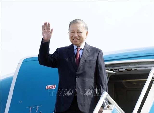 越共中央总书记、国家主席苏林启程对印度进行国事访问- Ảnh 1.