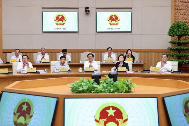 政府总理黎明兴主持召开2026年5月政府定期会议- Ảnh 2.