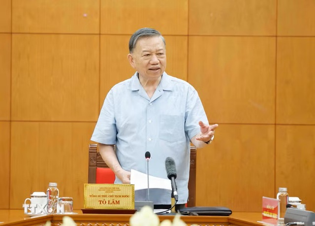 越共中央总书记、国家主席苏林:将航海工业置于越南海洋强国建设战略的应有位置- Ảnh 1. 越共中央总书记、国家主席苏林:将航海工业置于越南海洋强国建设战略的应有位置- Ảnh 1.