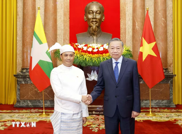 越共中央总书记、国家主席苏林会见赴越履新的各国大使- Ảnh 5. 越共中央总书记、国家主席苏林会见赴越履新的各国大使- Ảnh 5.