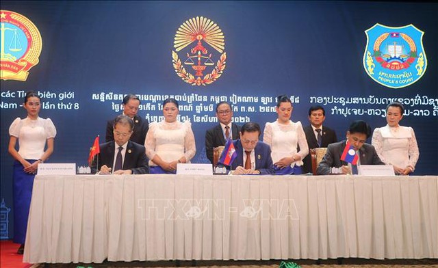 越南—柬埔寨—老挝边境地区法院会议在柬埔寨举行 促进司法合作- Ảnh 1.