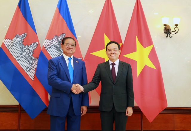 Ảnh: Hội nghị lần thứ 12 về hợp tác các tỉnh biên giới Việt Nam-Campuchia - Ảnh 4.