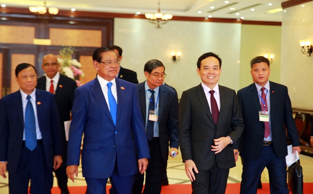Ảnh: Hội nghị lần thứ 12 về hợp tác các tỉnh biên giới Việt Nam-Campuchia - Ảnh 7.
