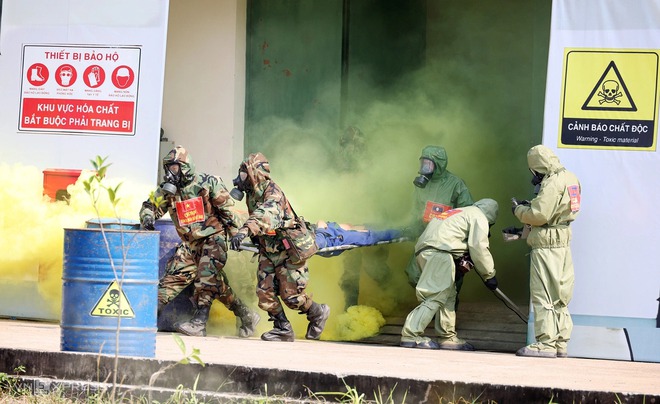 Viet Nam, Laos, Cambodia hold joint civil defense exercise- Ảnh 5.