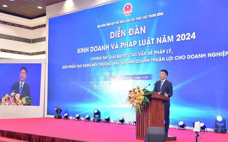 Phó Thủ tướng Lê Thành Long chủ trì Diễn đàn Kinh doanh và Pháp luật 2024