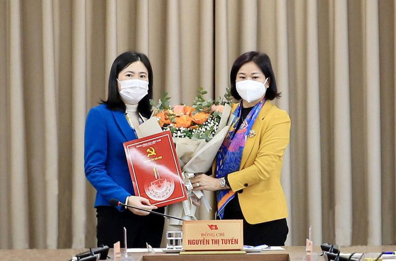 Ban Bí thư Trung ương Đảng, Thành ủy TPHCM, Hà Nội,... bổ nhiệm nhân sự mới - Ảnh 5.