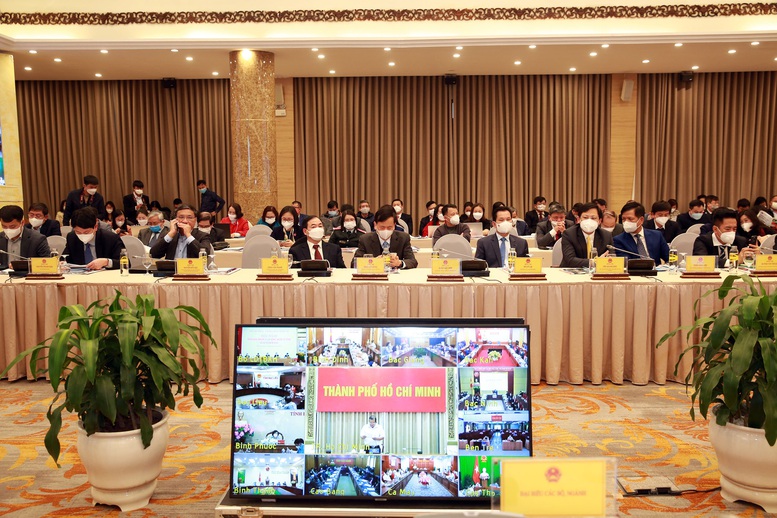 Tiếp tục chuyển mạnh hơn trong các lĩnh vực lao động, xã hội, người có công - Ảnh 3.