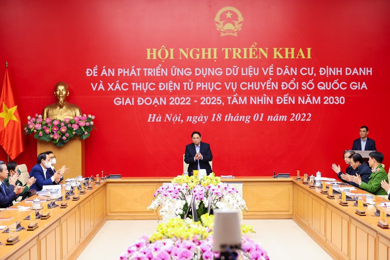 Triển khai Đề án phát triển ứng dụng dữ liệu về dân cư, định danh và xác thực điện tử phục vụ chuyển đổi số quốc gia - Ảnh 1.