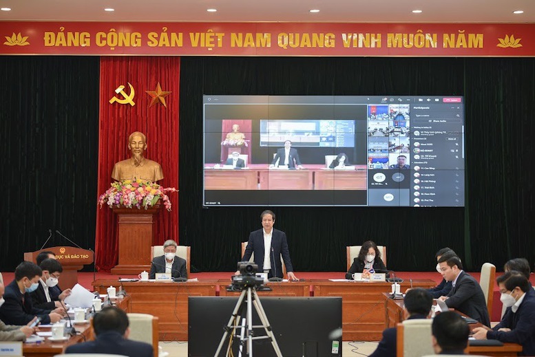 Khẩn trương, cương quyết đưa học sinh quay trở lại trường học - Ảnh 1.