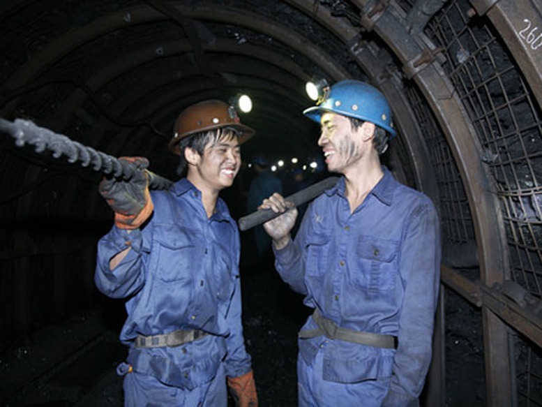 Cán đích ngoạn mục, TKV đặt mục tiêu tăng trưởng lập đỉnh mới - Ảnh 2.