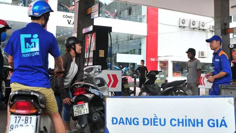 Giá xăng dầu tăng mạnh - Ảnh 1.