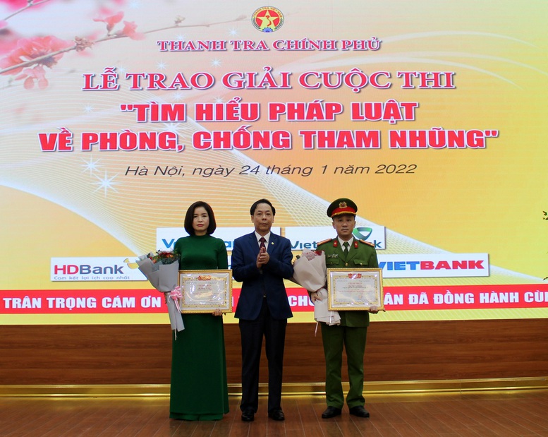 Thanh tra Chính phủ trao giải Cuộc thi “Tìm hiểu pháp luật về phòng, chống tham nhũng” - Ảnh 2.