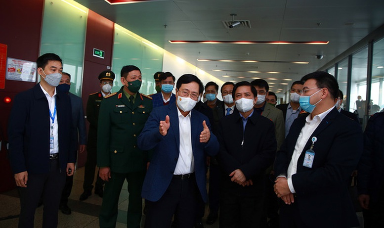 Kiểm tra, rà soát công tác an toàn, trang thiết bị phục vụ các chuyến bay - Ảnh 1.