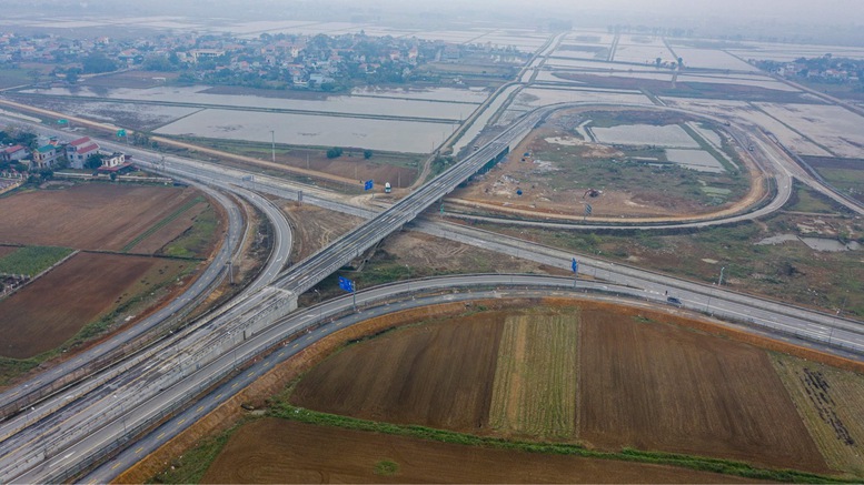 Thông xe tạm cao tốc Cao Bồ-Mai Sơn từ chiều mai - Ảnh 1.