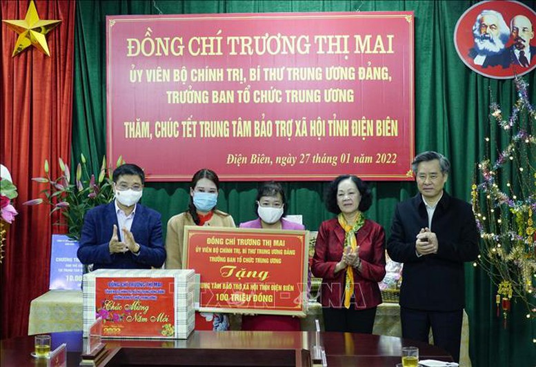 Trưởng Ban Tổ chức Trung ương thăm, chúc Tết tại tỉnh Điện Biên - Ảnh 2.