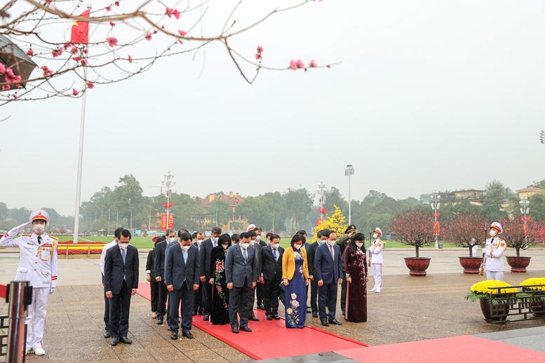 Lãnh đạo Đảng, Nhà nước viếng Lăng - Ảnh 5.