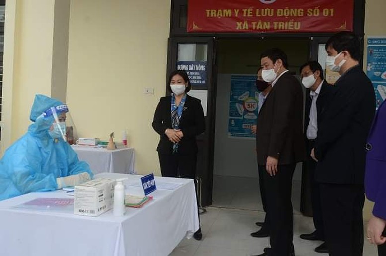 Ca mắc COVID-19 tăng cao, Hà Nội điều chỉnh biện pháp ứng phó kịp thời - Ảnh 1.