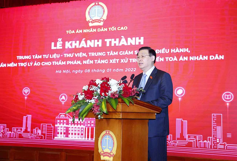 Chủ tịch Quốc hội dự lễ khởi động 4 ứng dụng CNTT trong lĩnh vực tòa án - Ảnh 1.