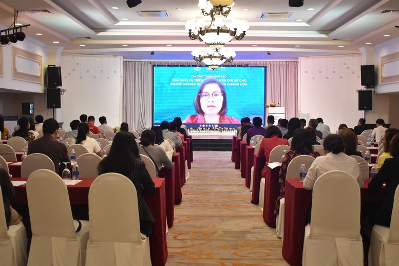 Hướng dẫn chuyển đổi số cho DNNVV tỉnh Khánh Hòa - Ảnh 1.