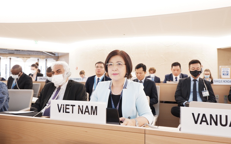 Việt Nam tích cực tham gia đóng góp tại khóa họp 51 Hội đồng Nhân quyền Liên Hợp Quốc
