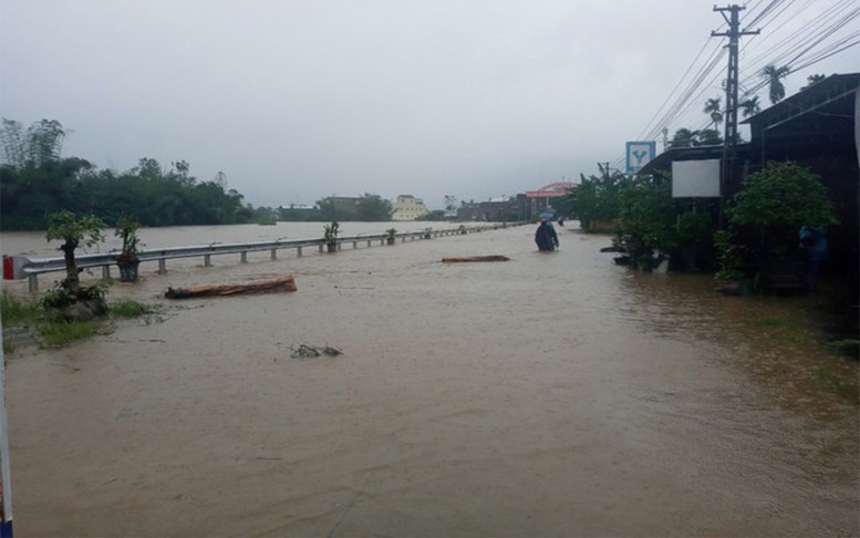 Chủ động ứng phó với áp thấp nhiệt đới, mưa lũ tại miền Trung