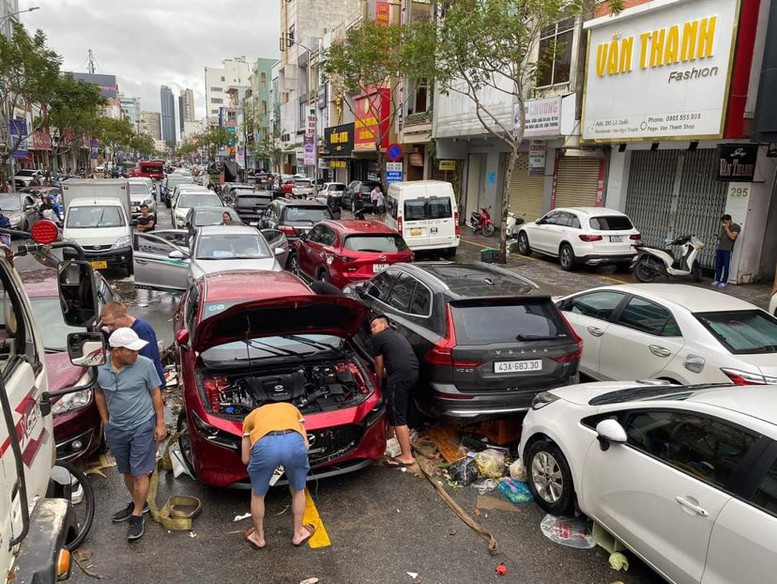 Ngày 15/10: Trung Bộ tiếp tục có mưa to, có nơi mưa rất to - Ảnh 1.