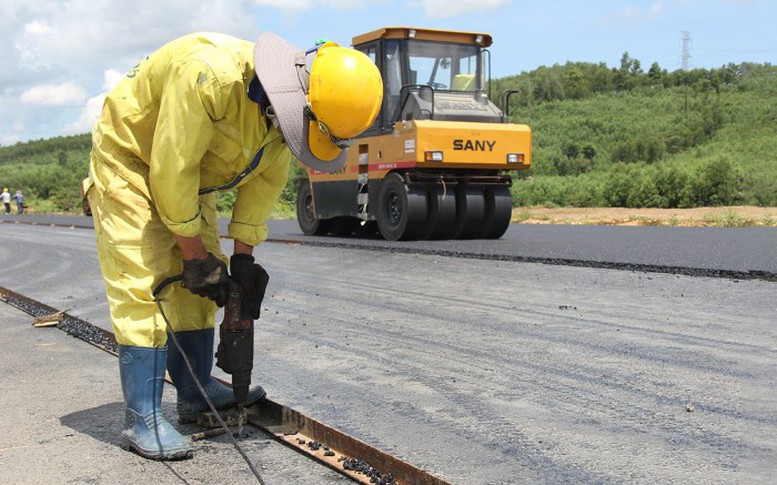 Nỗ lực vượt khó, tăng tốc đưa 4 dự án thành phần cao tốc Bắc-Nam 'cán đích'