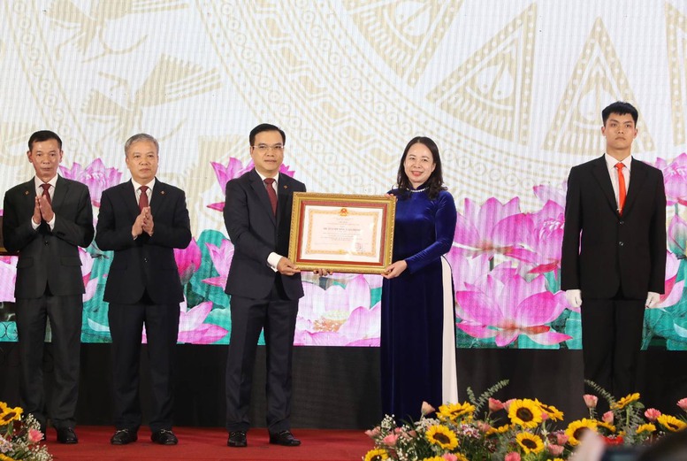 SCIC đón nhận Huân chương Lao động hạng Nhì - Ảnh 1.