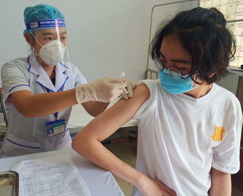 Bảo đảm nguồn cung ứng vaccine cho tiêm chủng đến năm 2030 - Ảnh 1.