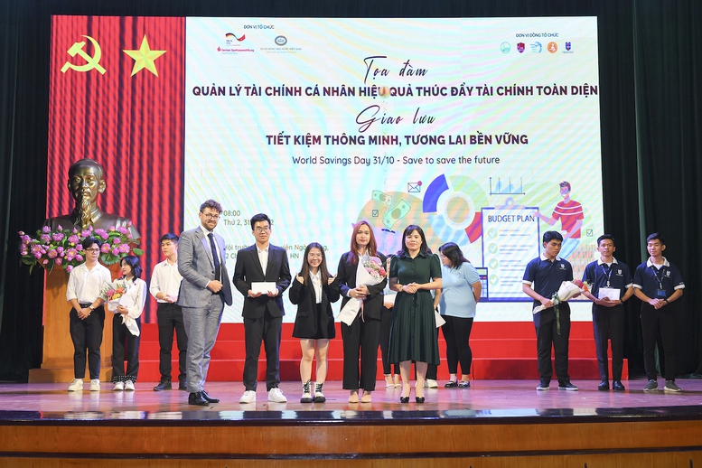 Quản lý tài chính cá nhân hiệu quả thúc đẩy tài chính toàn diện - Ảnh 2.