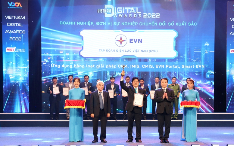 EVN được vinh danh doanh nghiệp chuyển đổi số xuất sắc năm 2022