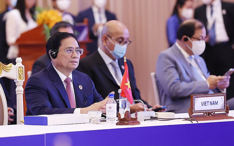 Thủ tướng: Đoàn kết là yếu tố quyết định thành công, là sức mạnh để ASEAN giữ vững ổn định trong bất ổn