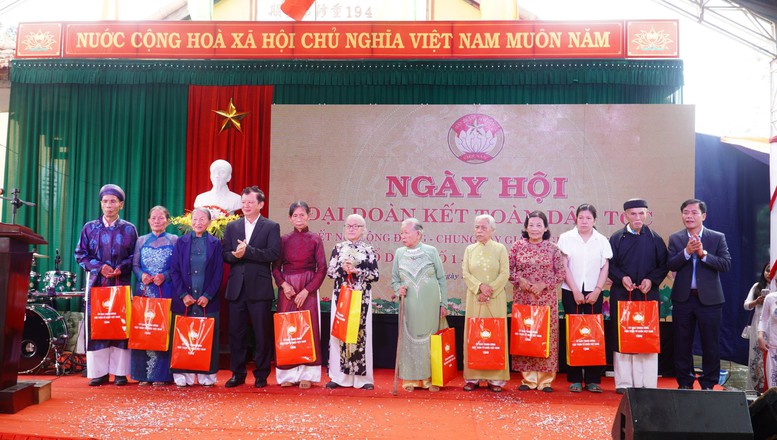 Thường trực Ban Bí thư dự Ngày hội Đại đoàn kết toàn dân tộc tại Thừa Thiên Huế trong - Ảnh 6.