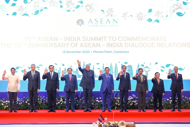 Thủ tướng: ASEAN+3 cần đi đầu, kiên định với chủ nghĩa đa phương, tự do hoá thương mại - Ảnh 8.